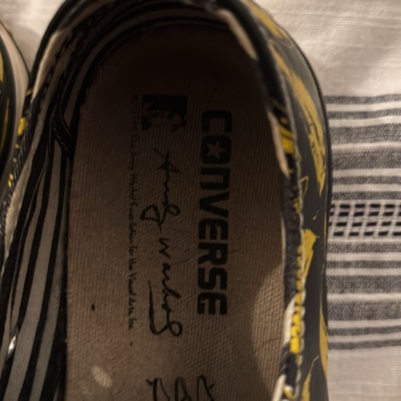 Banana print converse size 8 - Picture 3 of 5